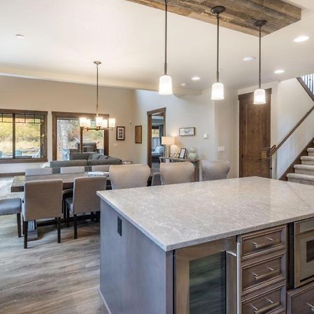 Suncadia 4 Bdrm Home Beautiful Floor To Ceiling Fireplace Cle Elum Exterior foto